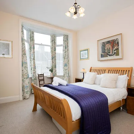 Characterful 5 Bedroom Coastal Sleeps 10 Dom wakacyjny