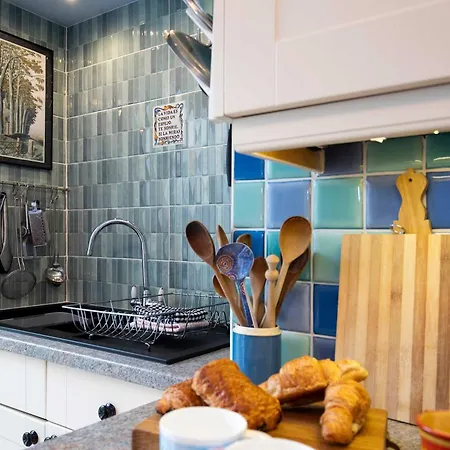 Characterful 5 Bedroom Coastal Sleeps 10 *