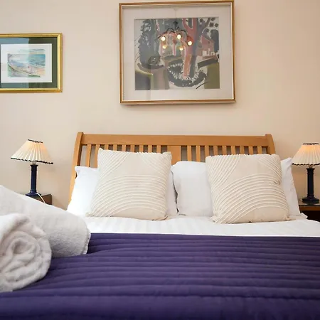 Characterful 5 Bedroom Coastal Sleeps 10 Дом отдыха *